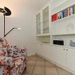 Gmelinstrasse 27a *
