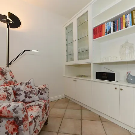 Gmelinstrasse 27a *